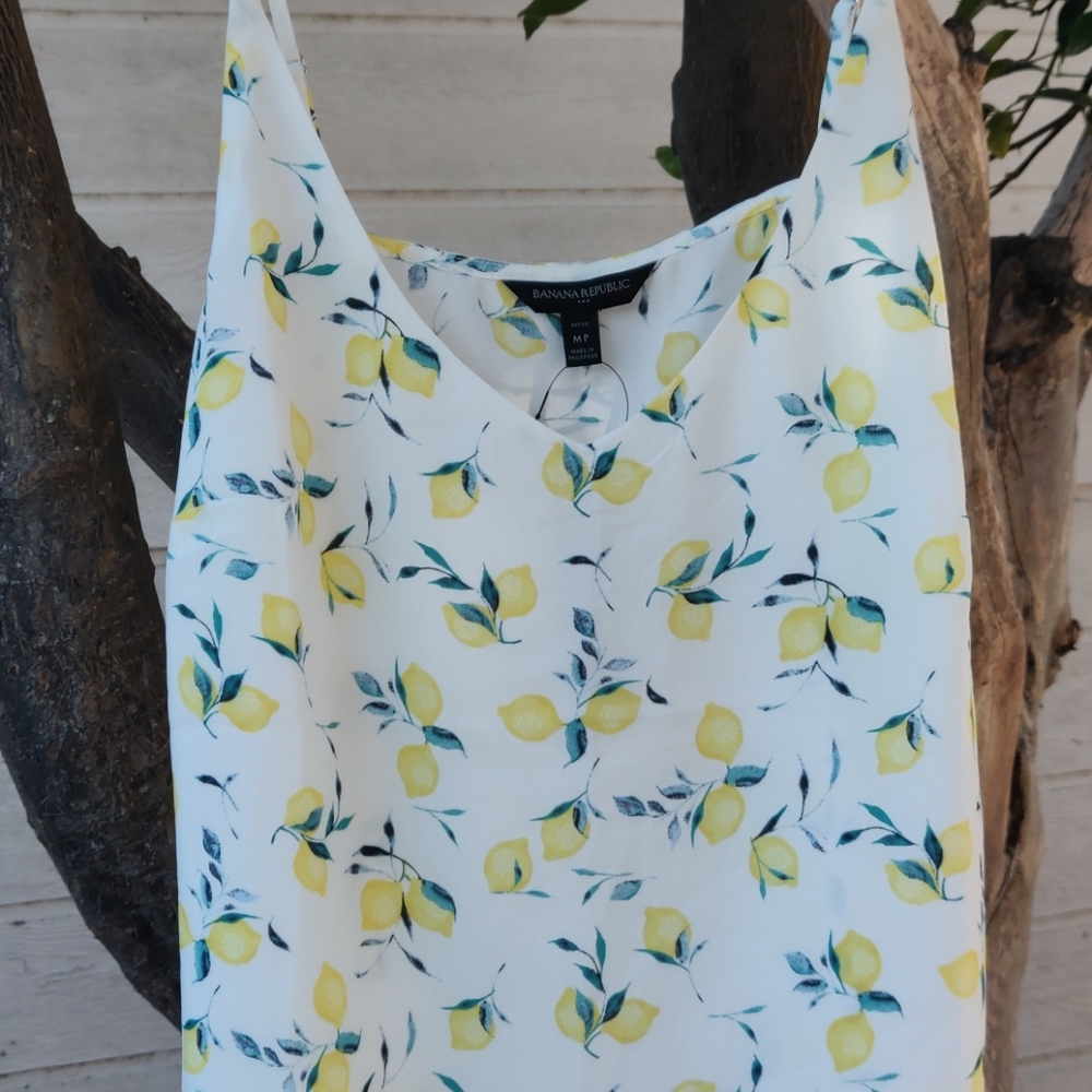 Banana republic petite V-Neck classic camisole - Picture 5 of 6